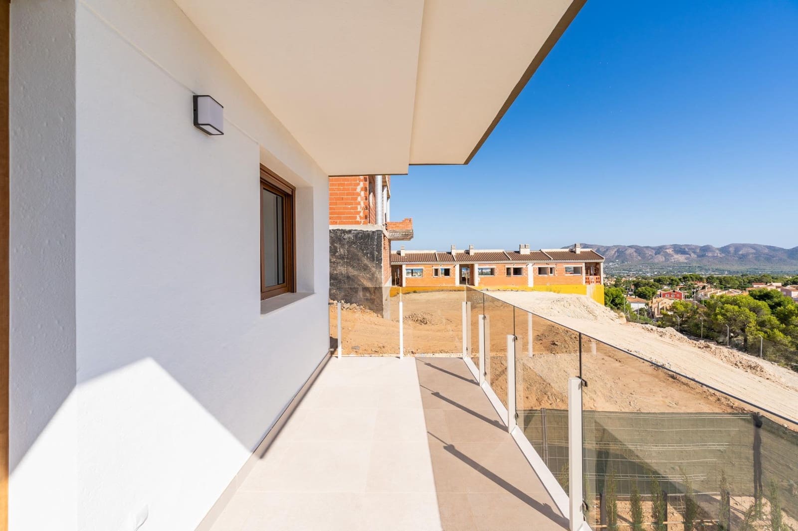 4 bedroom Terraced Villa for sale in La Nucia with pool - € 465,000 (Ref: 9959801)