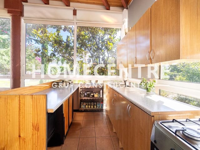 3 sypialnia Willa na sprzedaż w Empuriabrava, Castelló d'Empúries z garażem - 499 000 € (Ref: 9321752)