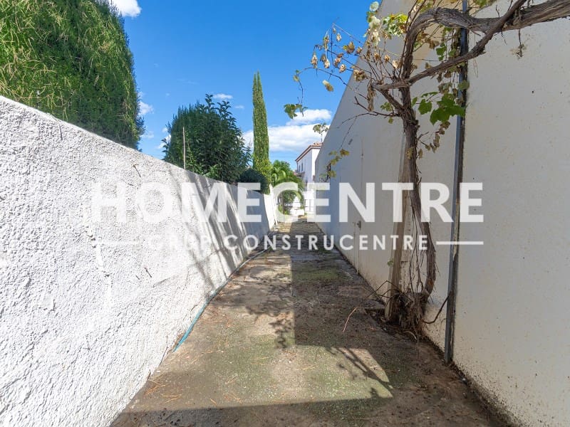 3 chambre Villa/Maison à vendre à Empuriabrava avec garage - 499 000 € (Ref: 9321752)