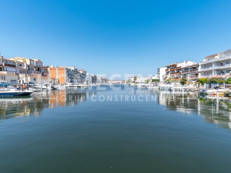 3 sypialnia Apartament na sprzedaż w Empuriabrava - 329 000 € (Ref: 9335306)