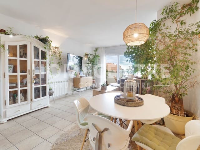 3 makuuhuone Huoneisto myytävänä paikassa Santa Margarida, Roses mukana 
autotalli - 245 000 € (Ref: 9335307)