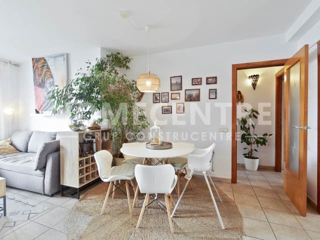 3 makuuhuone Huoneisto myytävänä paikassa Santa Margarida, Roses mukana 
autotalli - 245 000 € (Ref: 9335307)