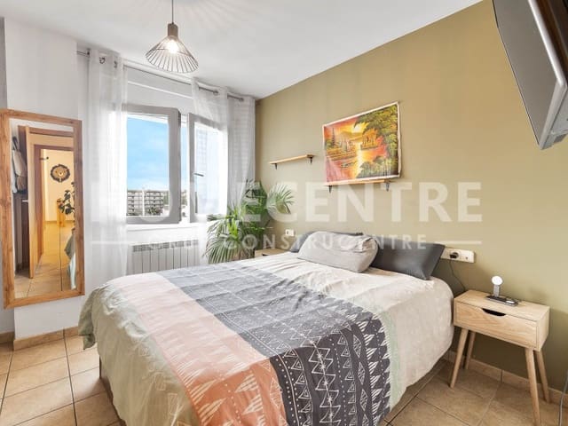 3 makuuhuone Huoneisto myytävänä paikassa Santa Margarida, Roses mukana 
autotalli - 245 000 € (Ref: 9335307)