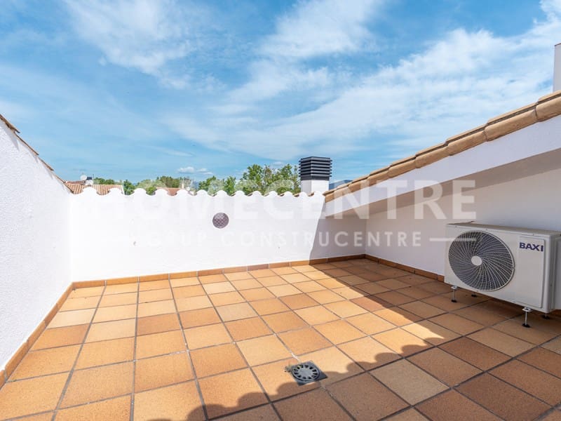 3 sovrum Hus till salu i Empuriabrava - 465 000 € (Ref: 9335308)