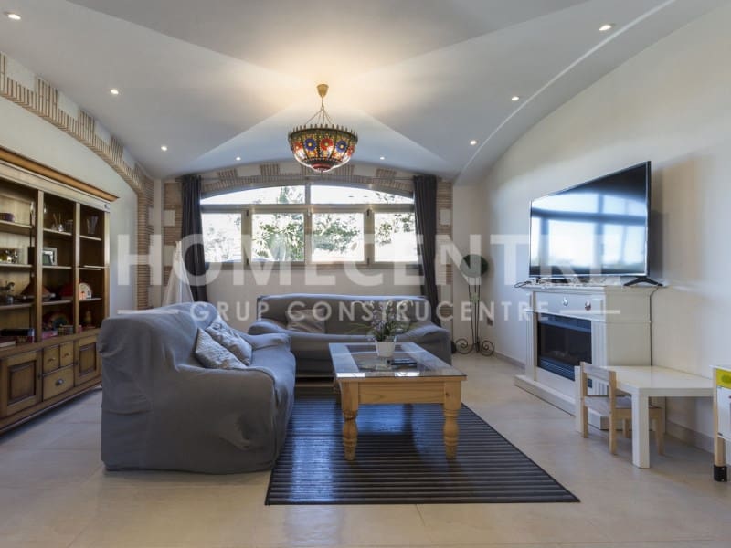 5 sypialnia Finka/Dom wiejski na sprzedaż w Vilajuiga z basenem garażem - 890 000 € (Ref: 9335309)