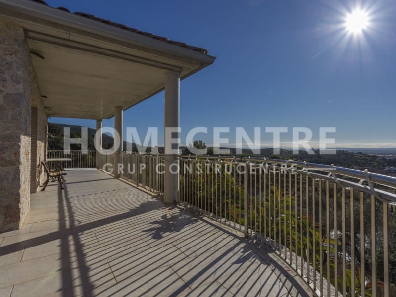 5 sypialnia Finka/Dom wiejski na sprzedaż w Vilajuiga z basenem garażem - 890 000 € (Ref: 9335309)