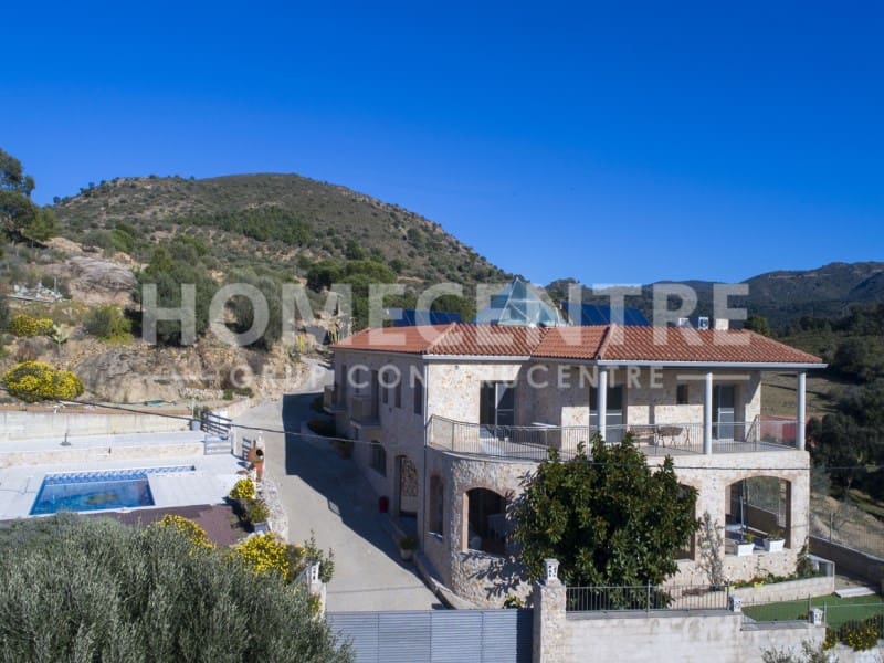 5 sypialnia Finka/Dom wiejski na sprzedaż w Vilajuiga z basenem garażem - 890 000 € (Ref: 9335309)