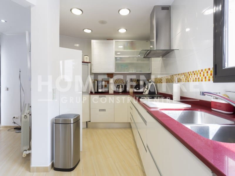 5 chambre Villa/Maison à vendre à Empuriabrava avec piscine garage - 1 380 000 € (Ref: 9335310)