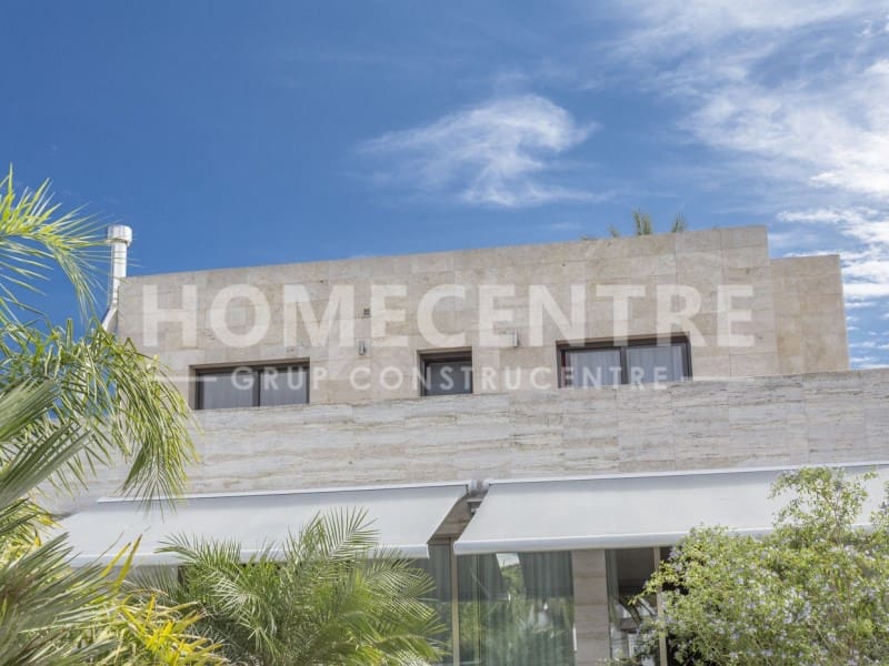 5 chambre Villa/Maison à vendre à Empuriabrava avec piscine garage - 1 380 000 € (Ref: 9335310)