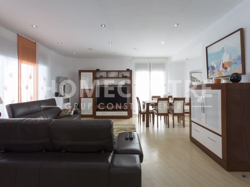 5 chambre Villa/Maison à vendre à Empuriabrava avec piscine garage - 1 380 000 € (Ref: 9335310)