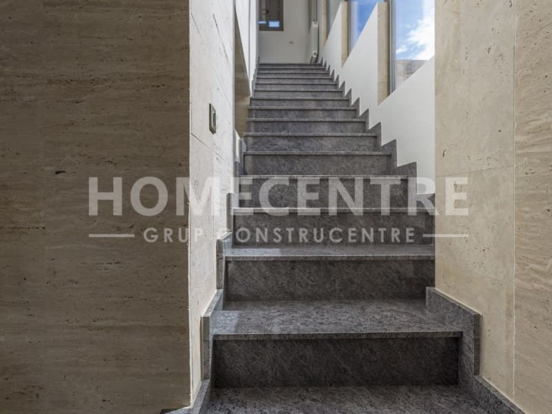 5 chambre Villa/Maison à vendre à Empuriabrava avec piscine garage - 1 380 000 € (Ref: 9335310)