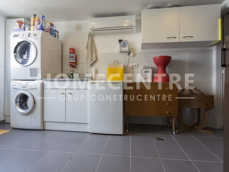 5 chambre Villa/Maison à vendre à Empuriabrava avec piscine garage - 1 380 000 € (Ref: 9335310)