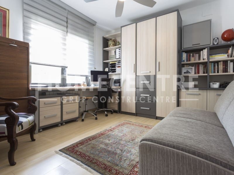 5 chambre Villa/Maison à vendre à Empuriabrava avec piscine garage - 1 380 000 € (Ref: 9335310)