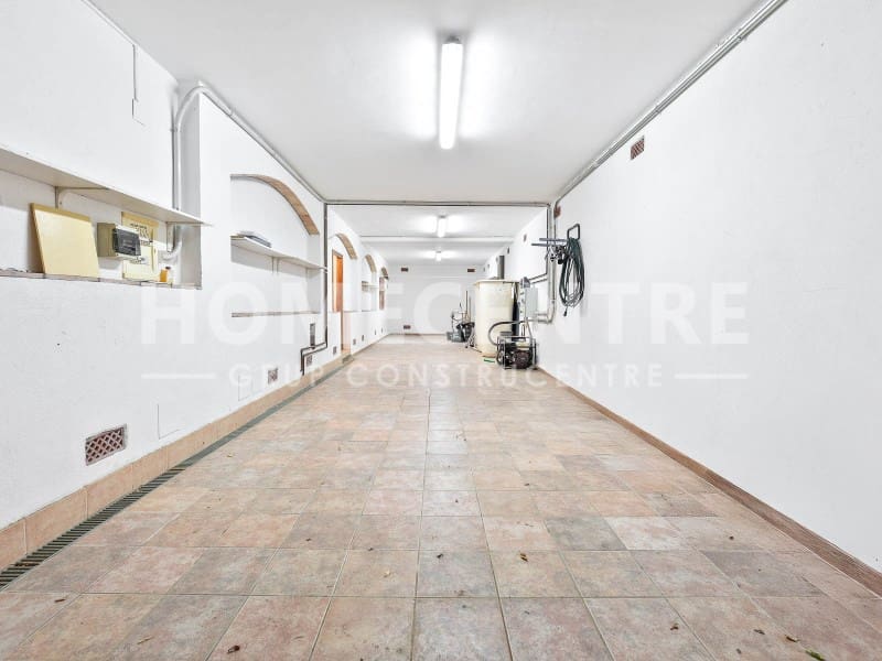 4 bedroom Villa for sale in Peralada with garage - € 795,000 (Ref: 9335311)