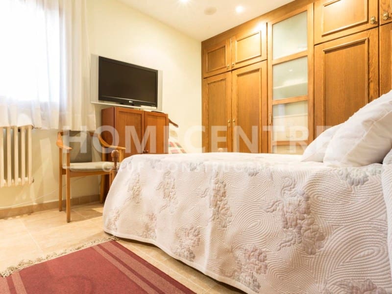 4 chambre Villa/Maison à vendre à Empuriabrava avec garage - 900 000 € (Ref: 9335314)