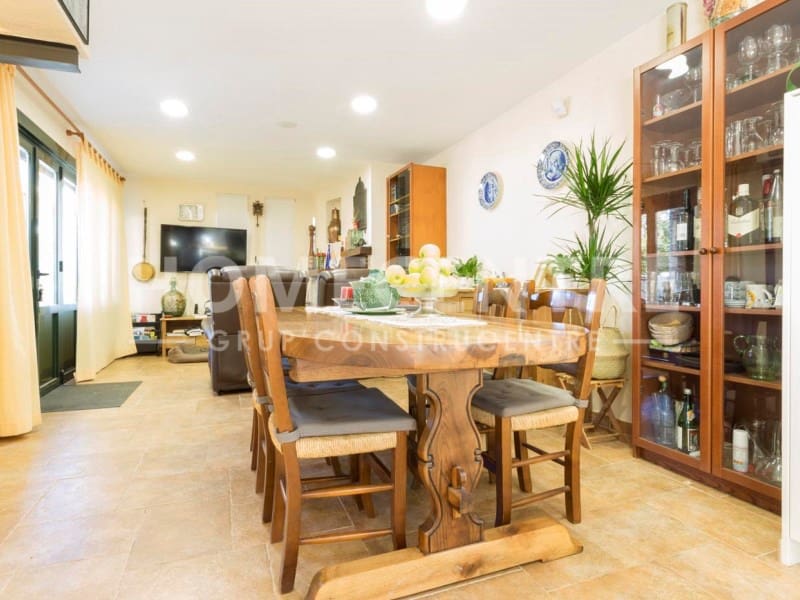 4 chambre Villa/Maison à vendre à Empuriabrava avec garage - 900 000 € (Ref: 9335314)