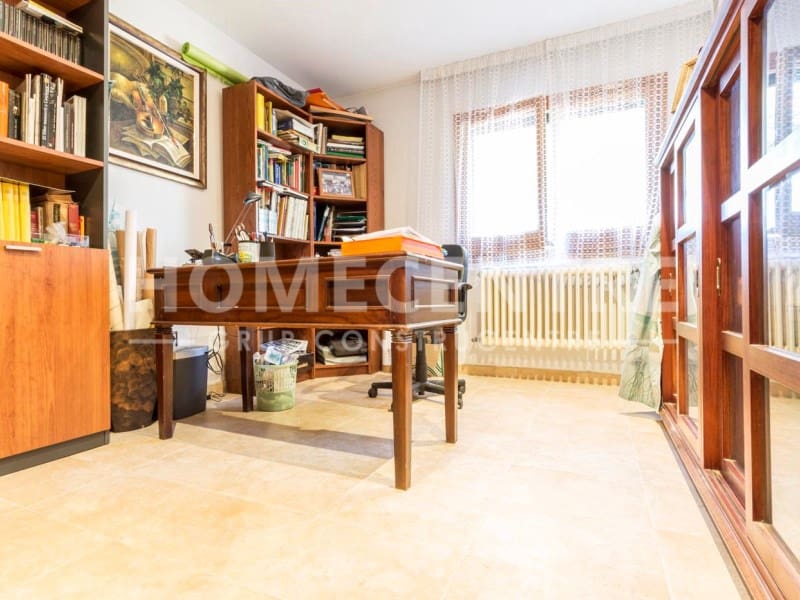 4 chambre Villa/Maison à vendre à Empuriabrava avec garage - 900 000 € (Ref: 9335314)