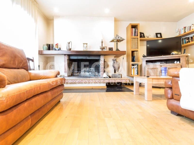 4 chambre Villa/Maison à vendre à Empuriabrava avec garage - 900 000 € (Ref: 9335314)