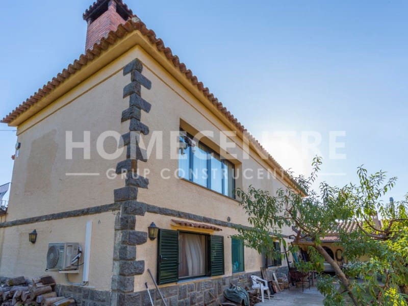 4 chambre Villa/Maison à vendre à Empuriabrava avec garage - 900 000 € (Ref: 9335314)