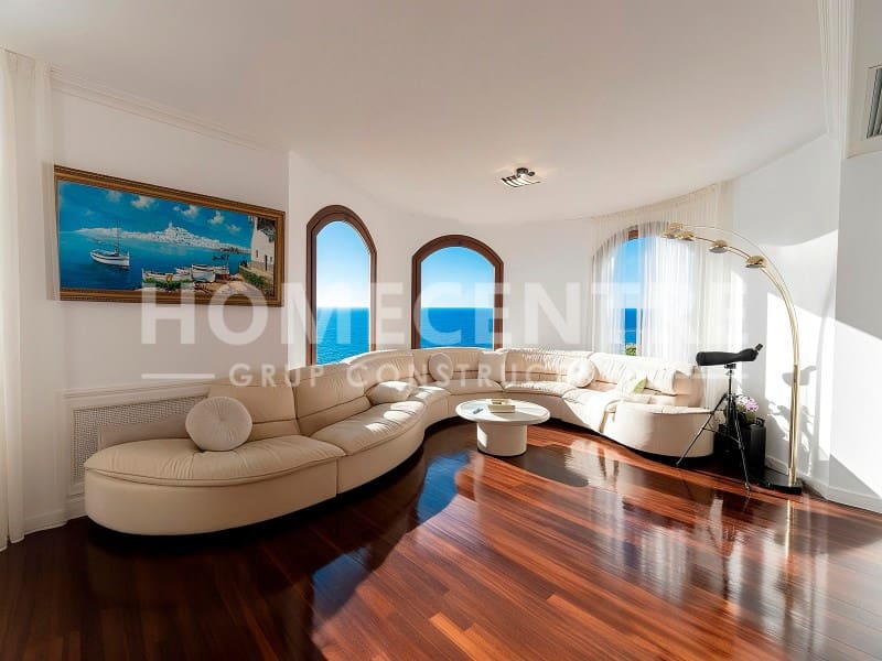 5 slaapkamer Villa te koop in Roses - € 2.649.000 (Ref: 9335315)