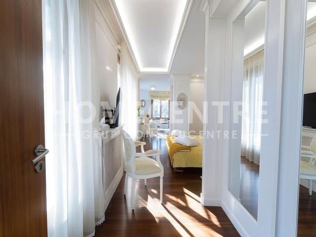 5 bedroom Villa for sale in Roses - € 2,649,000 (Ref: 9335315)