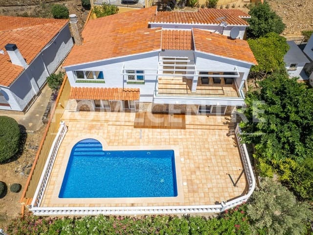 3 makuuhuone Huvila myytävänä paikassa Roses - 765 000 € (Ref: 9335316)