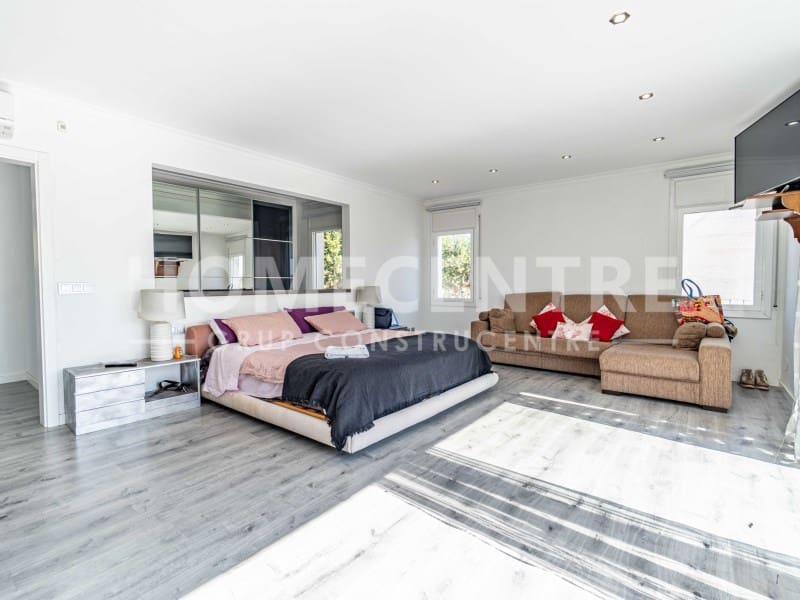 Chalet de 3 habitaciones en Empuriabrava en venta con piscina garaje - 1.950.000 € (Ref: 9335317)