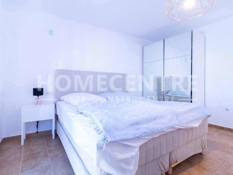 Chalet de 4 habitaciones en Empuriabrava en venta con piscina - 970.000 € (Ref: 9335318)