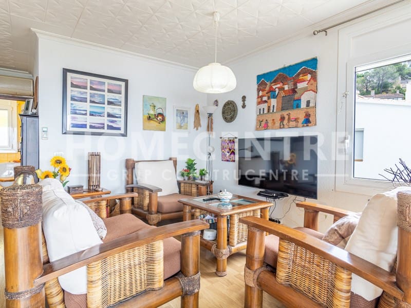 4 bedroom Villa for sale in Roses with garage - € 499,000 (Ref: 9335322)