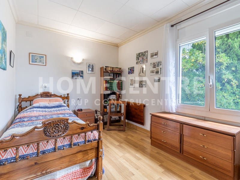 4 bedroom Villa for sale in Roses with garage - € 499,000 (Ref: 9335322)