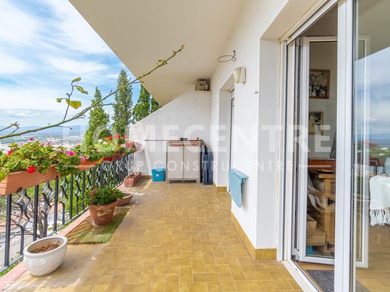 4 bedroom Villa for sale in Roses with garage - € 499,000 (Ref: 9335322)