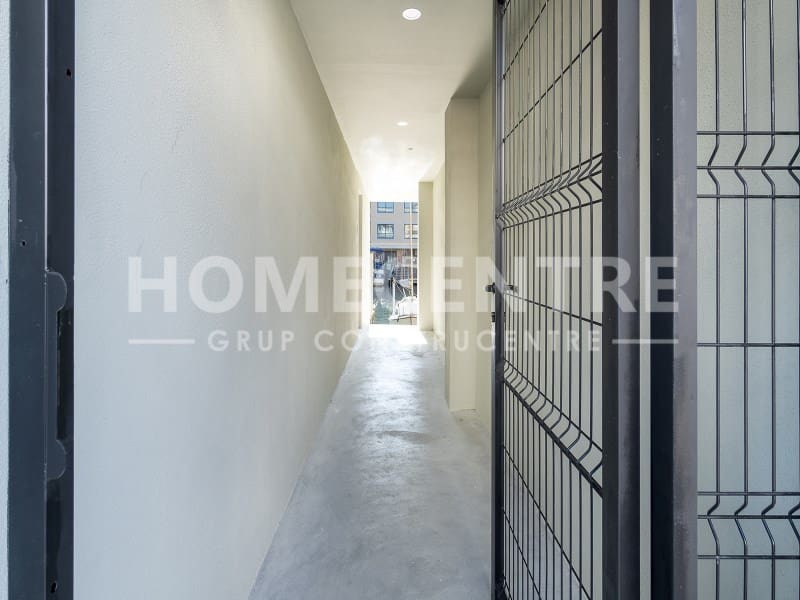 4 bedroom Villa for sale in Empuriabrava with garage - € 670,000 (Ref: 9335324)