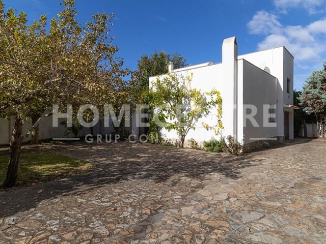 3 bedroom Townhouse for sale in Empuriabrava, Castelló d'Empúries with garage - € 420,000 (Ref: 9335325)