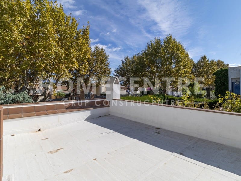 3 soverom Hus til salgs i Empuriabrava med garasje - € 420 000 (Ref: 9335325)