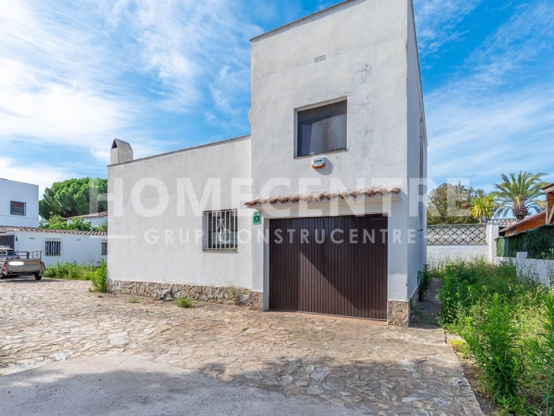 3 soverom Hus til salgs i Empuriabrava med garasje - € 420 000 (Ref: 9335325)