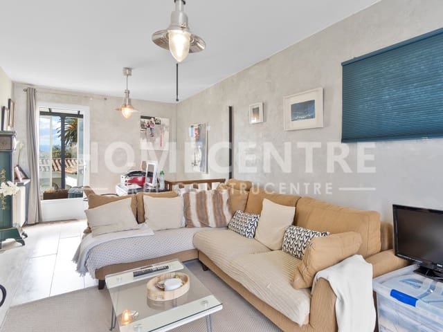 5 bedroom Villa for sale in Empuriabrava, Castelló d'Empúries with garage - € 890,000 (Ref: 9335328)