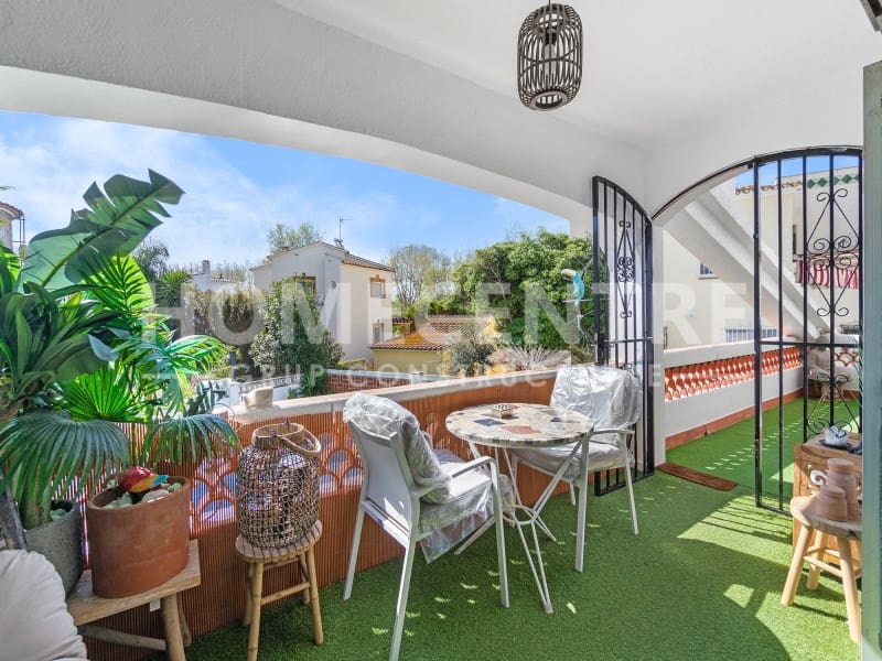 3 soverom Villa til salgs i Empuriabrava med garasje - € 598 000 (Ref: 9335329)