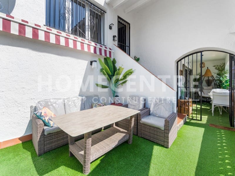 3 soverom Villa til salgs i Empuriabrava med garasje - € 598 000 (Ref: 9335329)