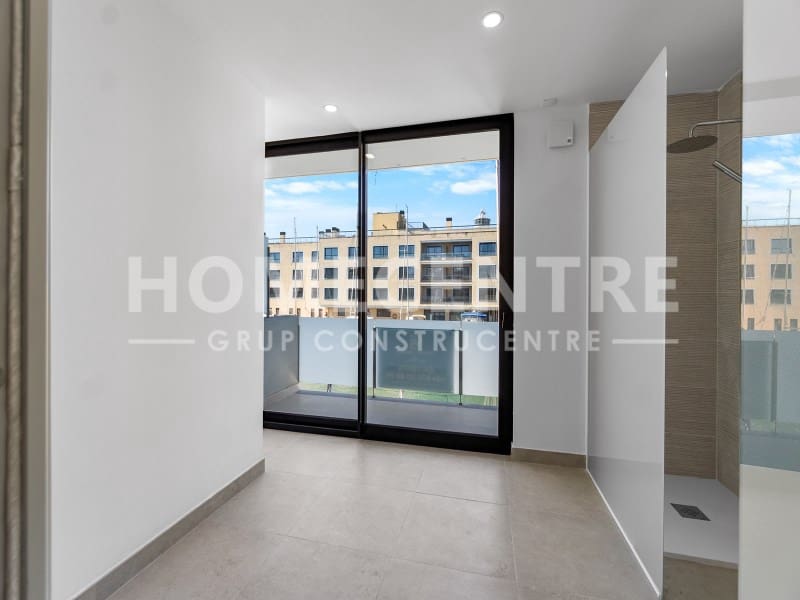 3 chambre Villa/Maison à vendre à Empuriabrava avec garage - 620 000 € (Ref: 9335330)