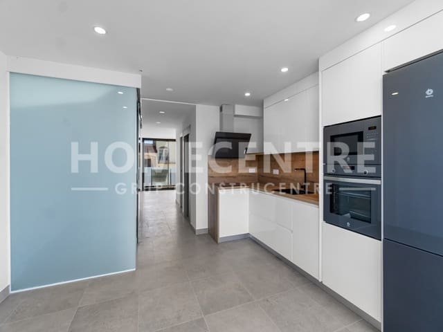 3 bedroom Villa for sale in Empuriabrava, Castelló d'Empúries with garage - € 620,000 (Ref: 9335330)