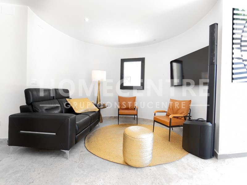 3 sypialnia Willa na sprzedaż w Empuriabrava z garażem - 1 090 000 € (Ref: 9335332)