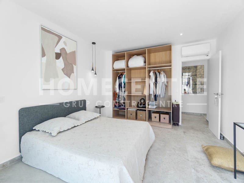 3 sypialnia Willa na sprzedaż w Empuriabrava z garażem - 1 090 000 € (Ref: 9335332)