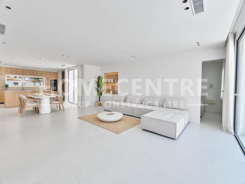 4 sypialnia Willa na sprzedaż w Empuriabrava z garażem - 1 640 000 € (Ref: 9335333)