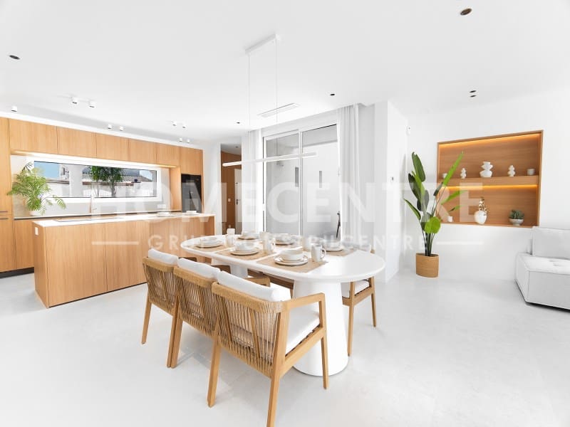 4 sypialnia Willa na sprzedaż w Empuriabrava z garażem - 1 640 000 € (Ref: 9335333)