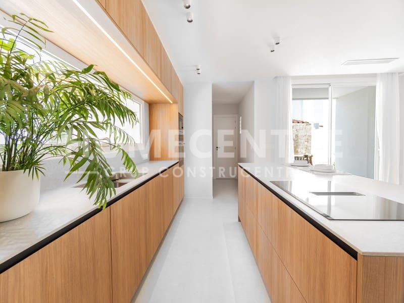 4 sypialnia Willa na sprzedaż w Empuriabrava z garażem - 1 640 000 € (Ref: 9335333)