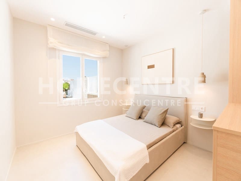 4 sypialnia Willa na sprzedaż w Empuriabrava z garażem - 1 640 000 € (Ref: 9335333)