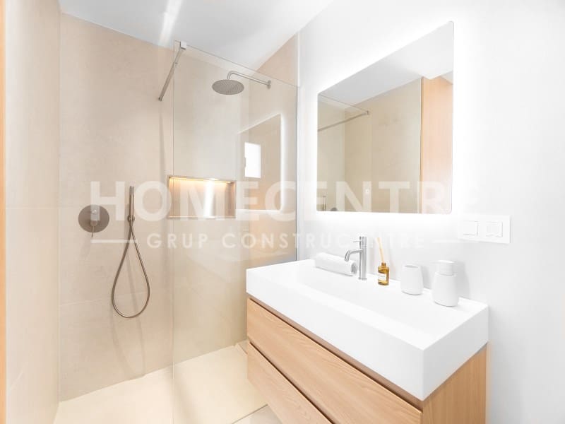 4 sypialnia Willa na sprzedaż w Empuriabrava z garażem - 1 640 000 € (Ref: 9335333)