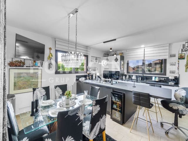 3 soverom Finca/Herregård til salgs i Vilacolum, Torroella de Fluvià med garasje - € 499 000 (Ref: 9335334)