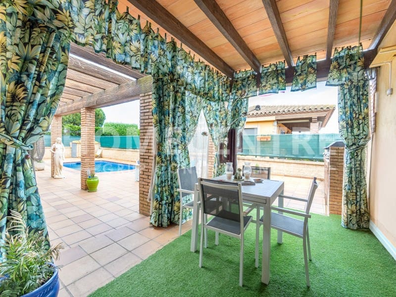 3 sypialnia Finka/Dom wiejski na sprzedaż w Vilacolum z garażem - 499 000 € (Ref: 9335334)