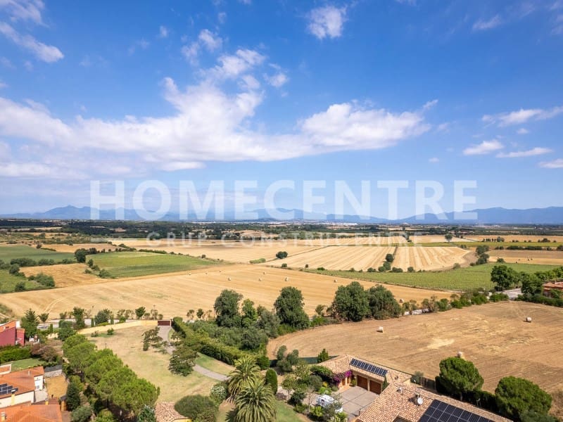 3 sypialnia Finka/Dom wiejski na sprzedaż w Vilacolum z garażem - 499 000 € (Ref: 9335334)